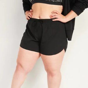 ❣3/25 ❣  Old Navy Black Mid-Rise Dolphin-Hem Run Shorts - 2X